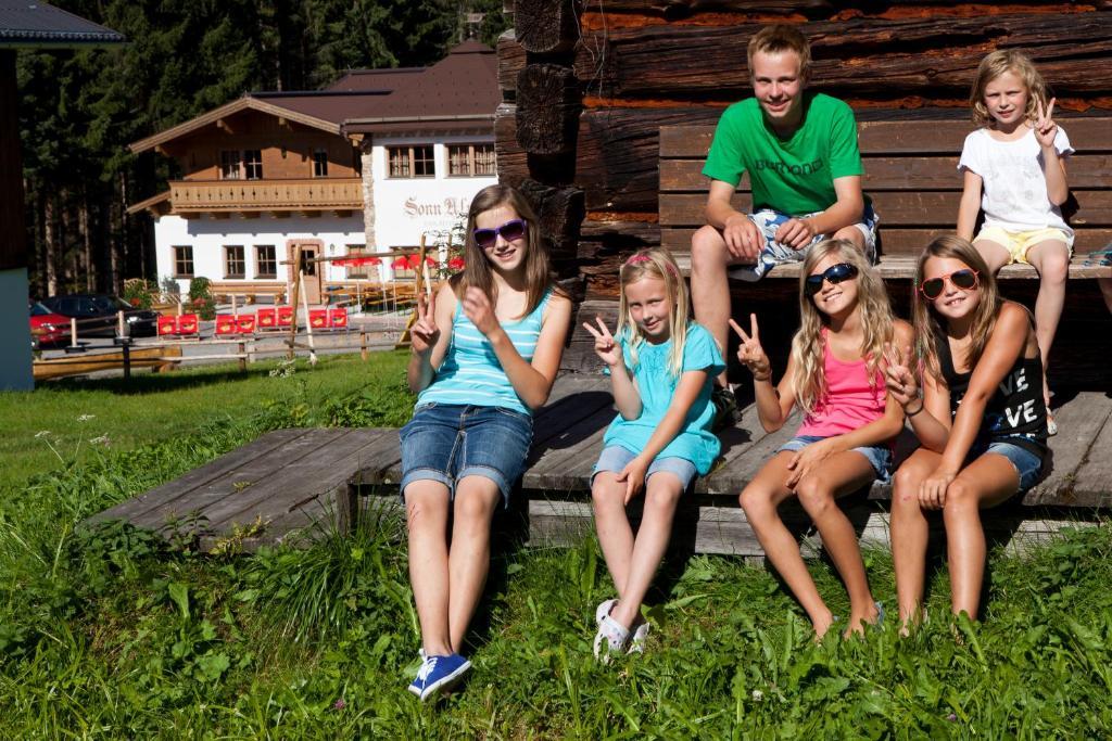 Hotel Sonnalm Altenmarkt im Pongau Zewnętrze zdjęcie